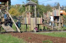 13_SPIELPLATZ * 591 x 394 * (82KB)